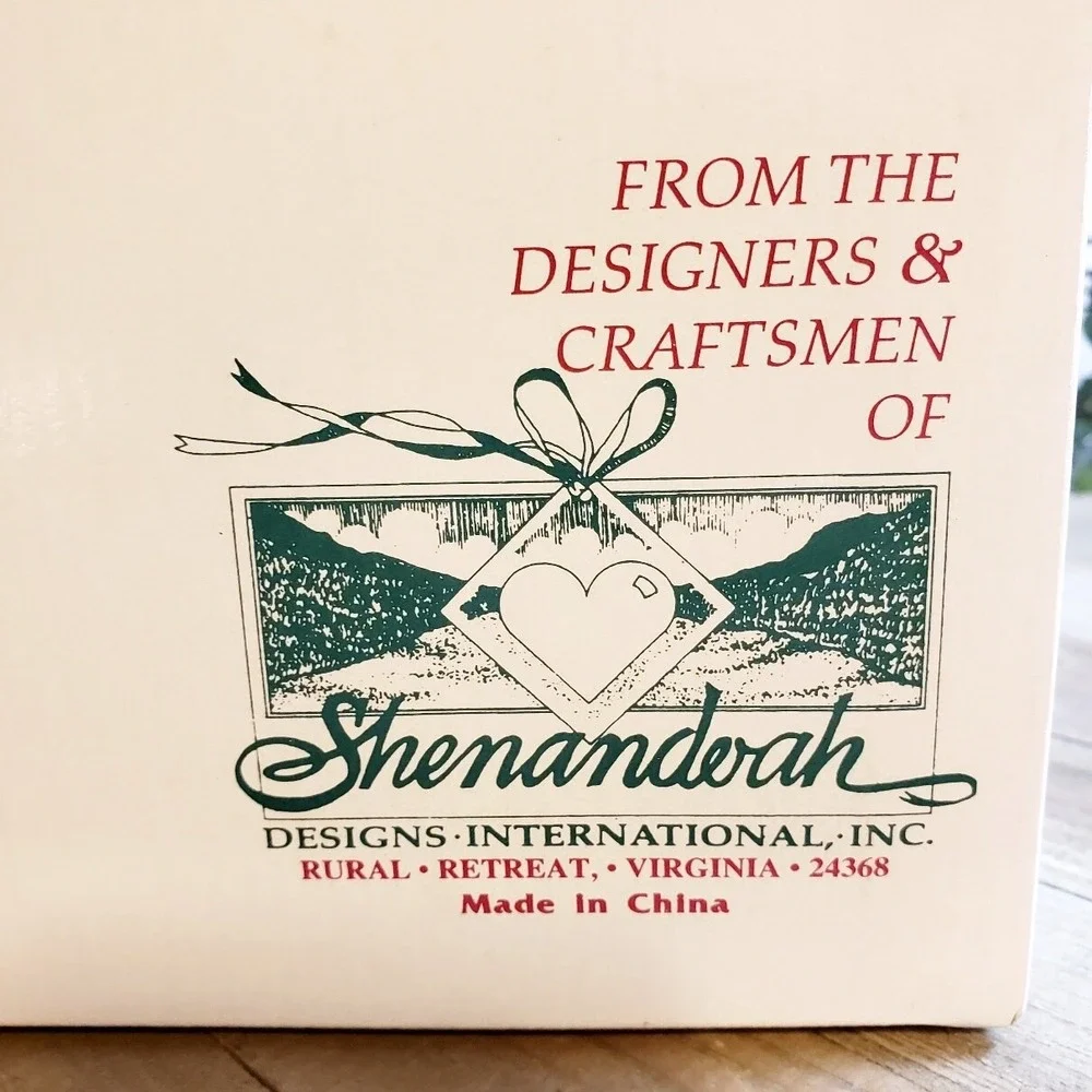 The Keeper Of Secrets Mantle or Shelf Figurine Shenandoah New Old Stock NIB